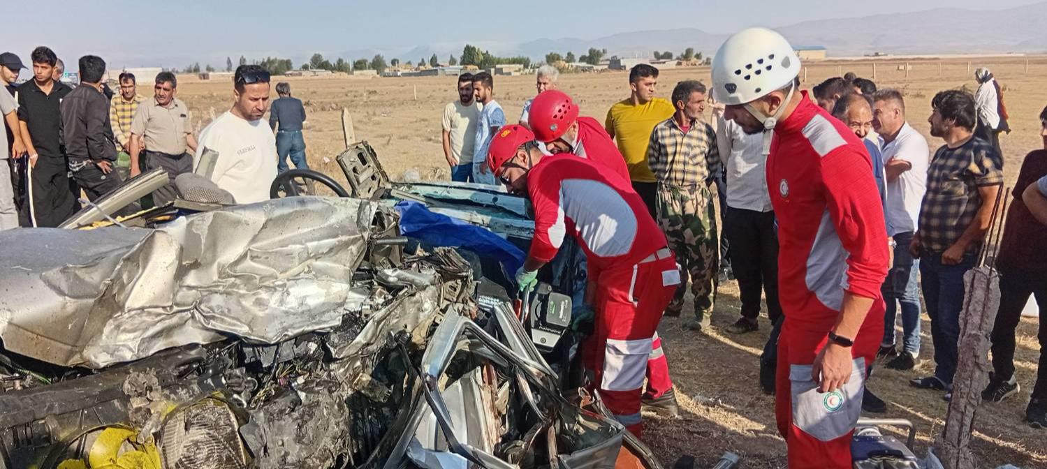 برخورد دو خودرو پژو ۴۰۵ و پژو پارس در جاده اردبیل– آبی بیگلو ۴ نفر فوتی و ۴ نفر مصدوم برجای گذاشت