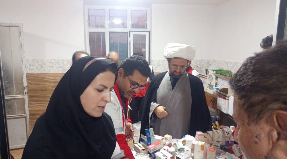 استقرار کاروان سلامت جمعیت هلال احمر شهرستان مشگین شهر در روستای لگران بمناسبت ایام فاطمیه