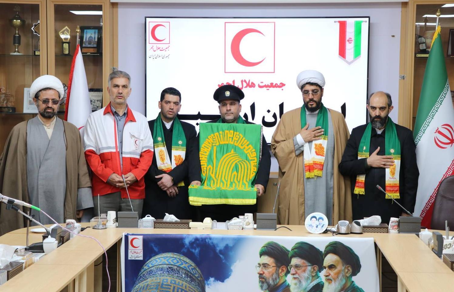 اروان «زیر سایه خورشید» میهمان جمعیت هلال‌احمر استان اردبیل شد