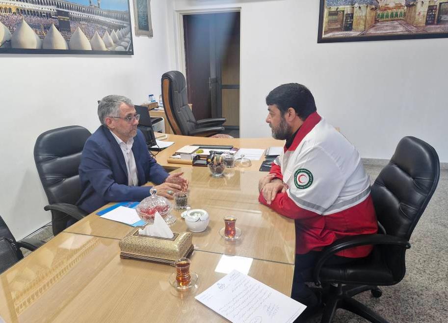 دیدار نماینده اردبیل با رئیس جمعیت هلالاحمر کشور؛ پیگیری بستهای از مطالبات عمرانی، تجهیزاتی و رفاهی 